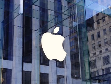 H αξία της Apple ξεπέρασε για πρώτη φορά το 1 τρισεκατομμύριο δολάρια